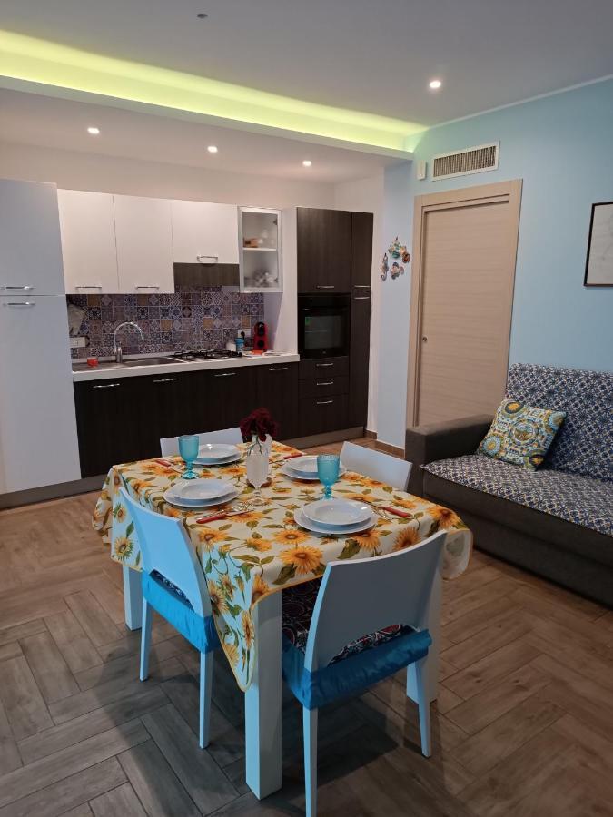 Casa Azzurra Apartment Giardini Naxos Luaran gambar