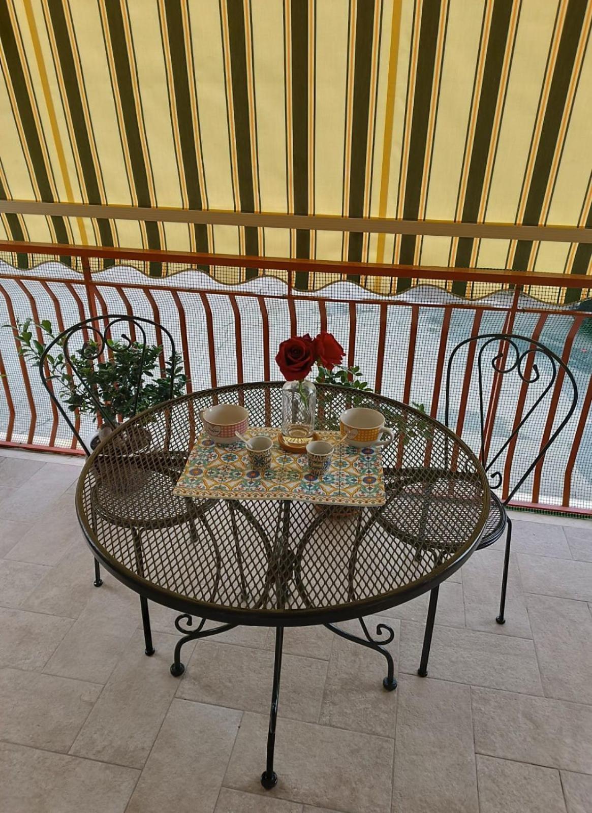 Casa Azzurra Apartment Giardini Naxos Luaran gambar